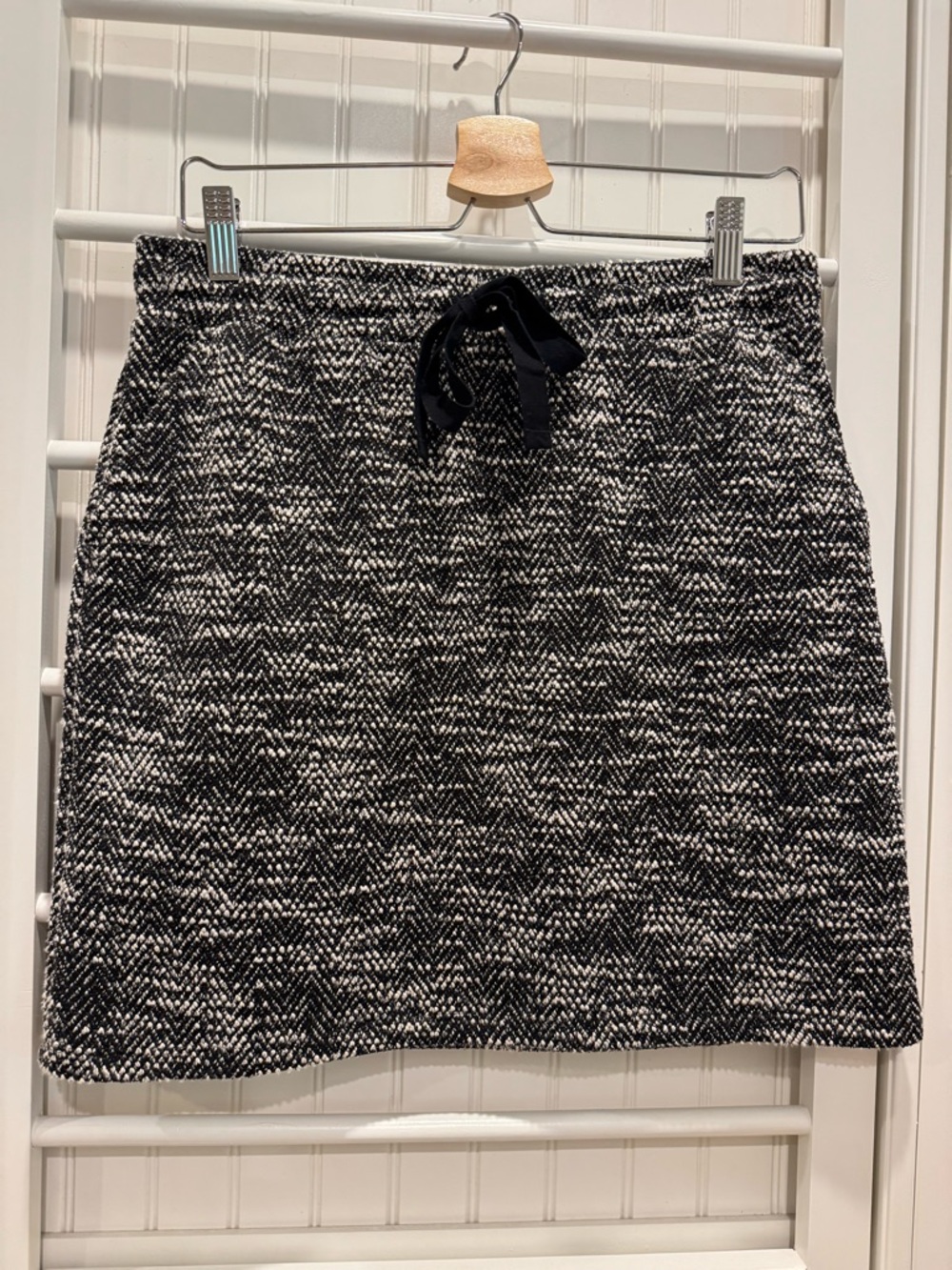 LOFT Black & White Herringbone Tweed Drawstring Mini Skirt